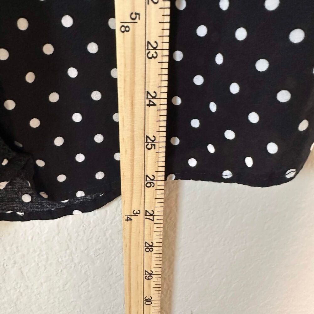 Talbots Polka Dot V-Neck Blouse Medium Black White Crochet Lace Trim 3/4 Sleeve - Picture 6 of 6
